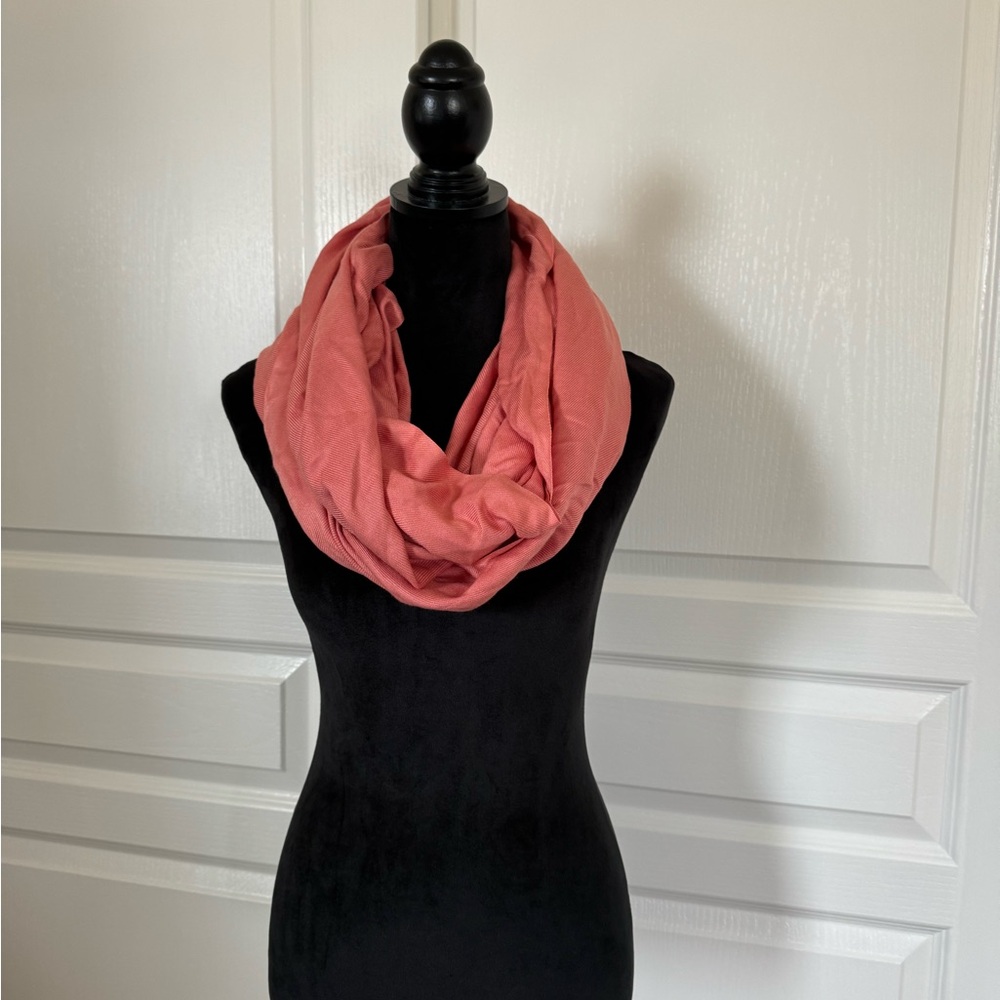 New infinity scarf